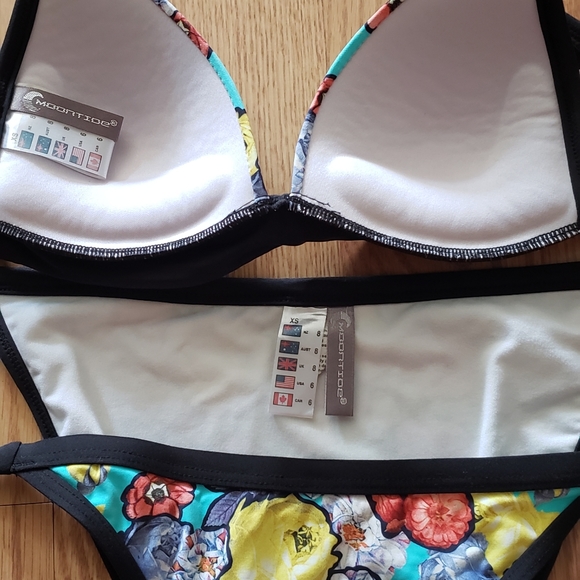 Moontide xs floral bikini - Picture 2 of 2